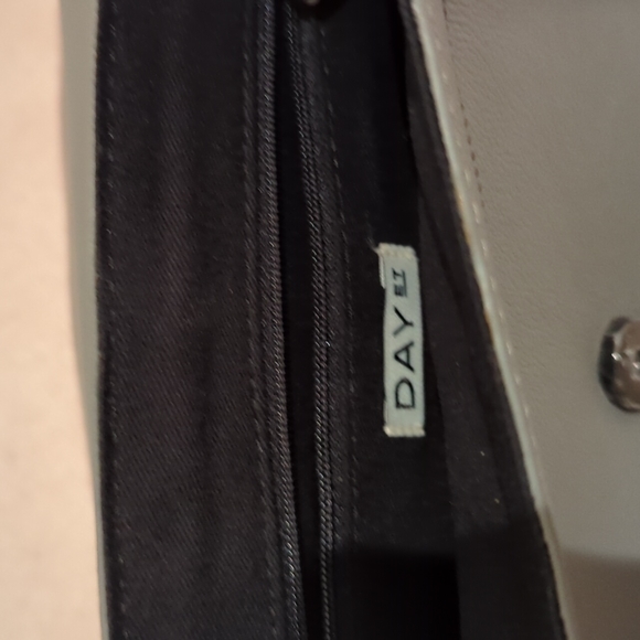 Grey Shoulder or Crossbody bag - Picture 4 of 4